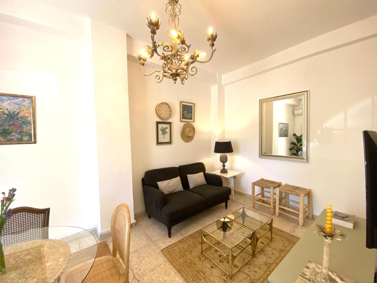 Liberty House - Central Two Bedroom Apartments Nikosia Bagian luar foto